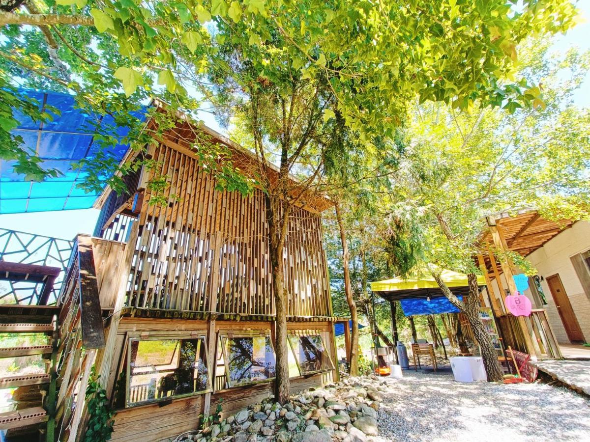 Fun星空謐境 埔里包棟民宿 烤肉麻將自然園區 エクステリア 写真